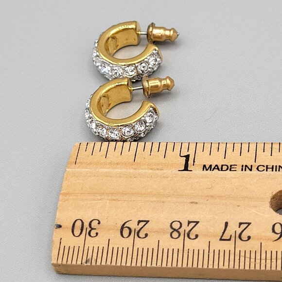 Joan Rivers Sparkly White Rhinestone Hugger Hoop Earrings Pierced Signed - Picture 6 of 6